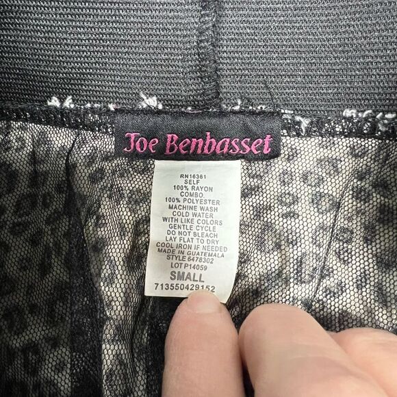 Animal print skirt with tulle underskirt size small - Picture 3 of 3